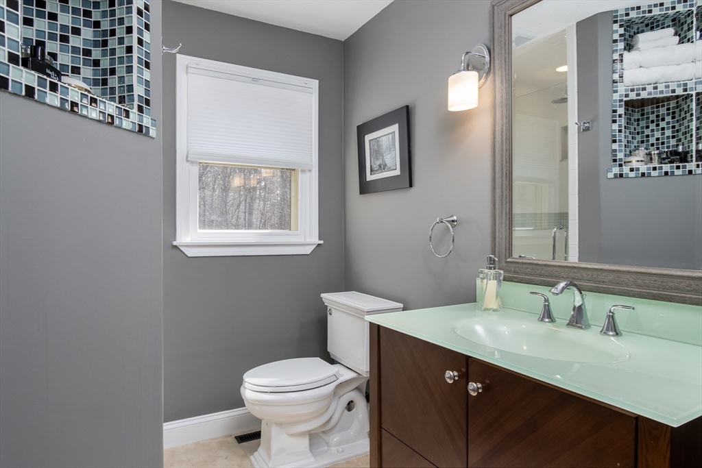 6 Brick Pond Way