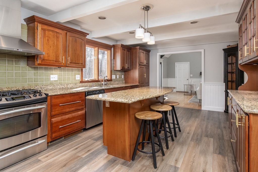 6 Brick Pond Way