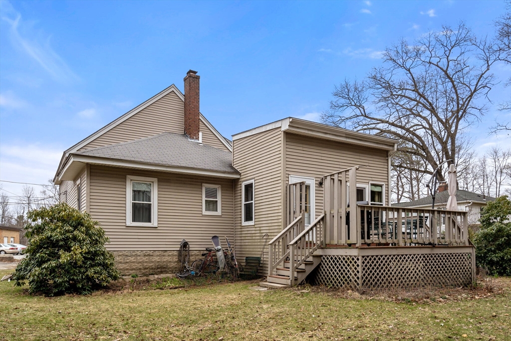 10 Pineland Ave