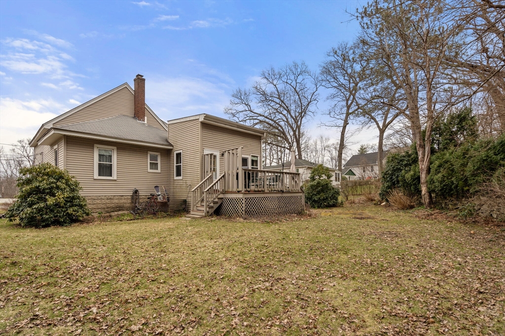 10 Pineland Ave