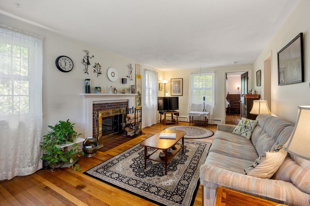 33 Boeske Ave