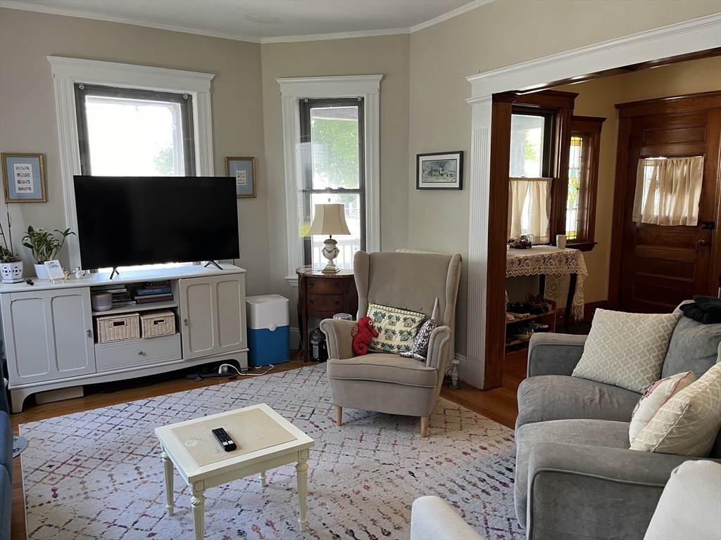 41 Cleveland St # 1