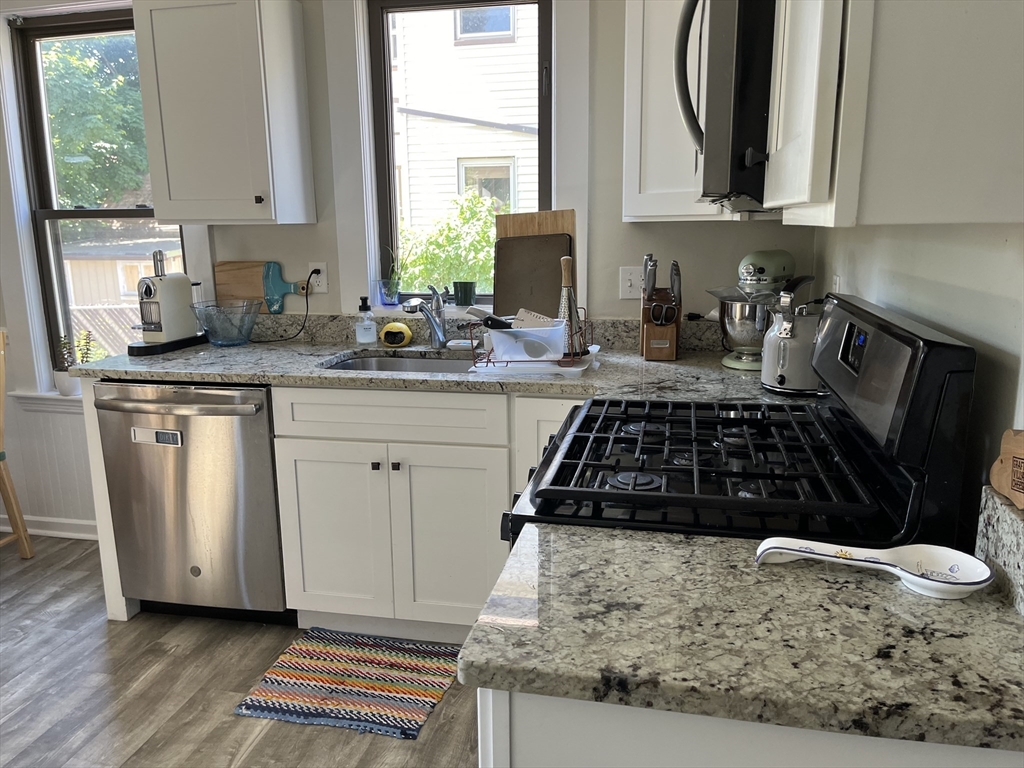 41 Cleveland St # 1