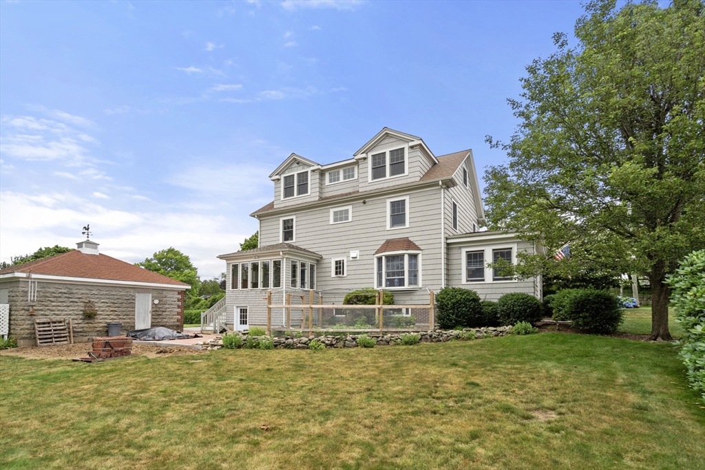 616 Elm Street