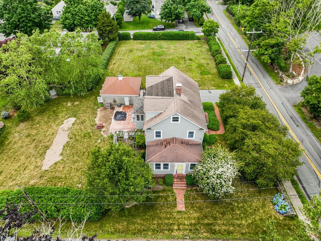 616 Elm Street