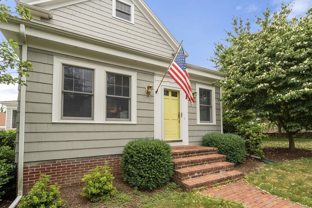 616 Elm Street