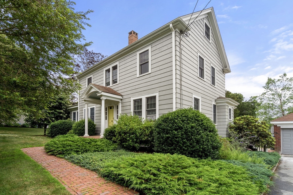 616 Elm Street
