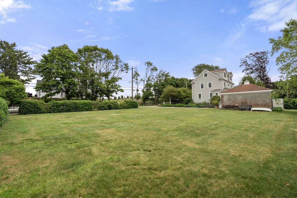 616 Elm Street
