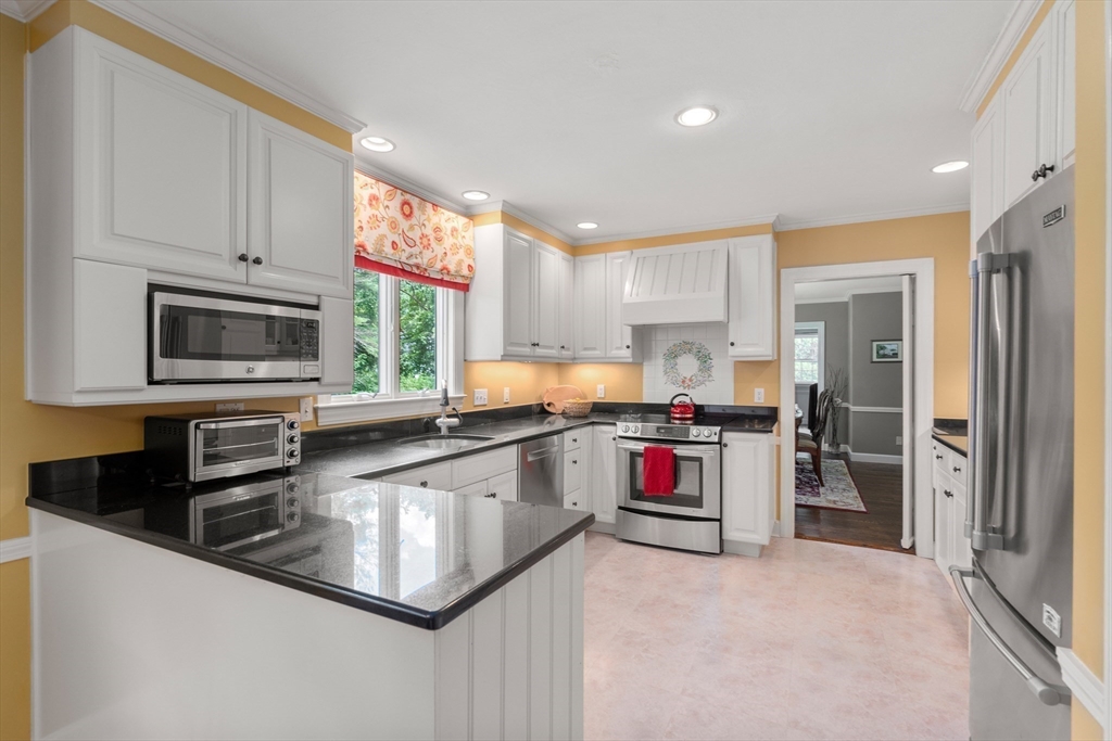 20 Belcher Dr