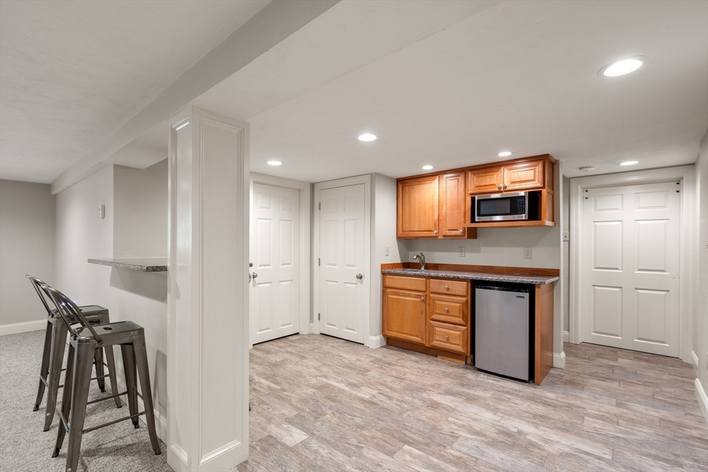 20 Belcher Dr