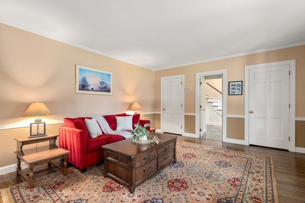 20 Belcher Dr