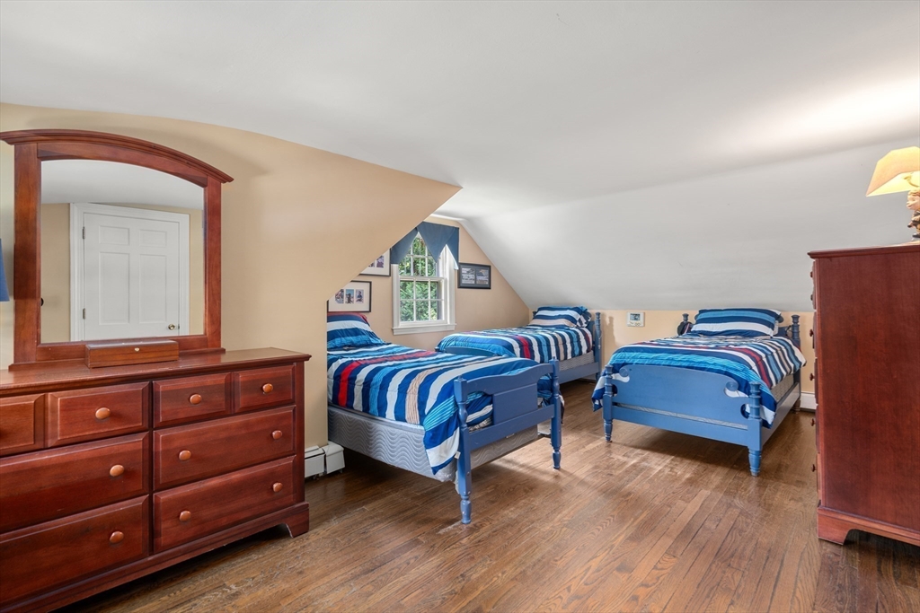 20 Belcher Dr