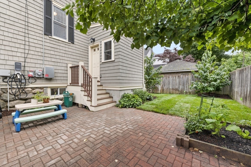 110 Bedford