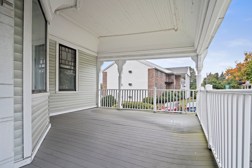 157 Nesmith St # 10