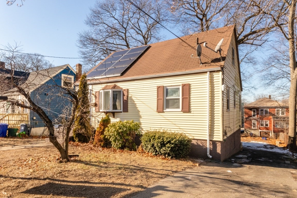79 Lorna Rd