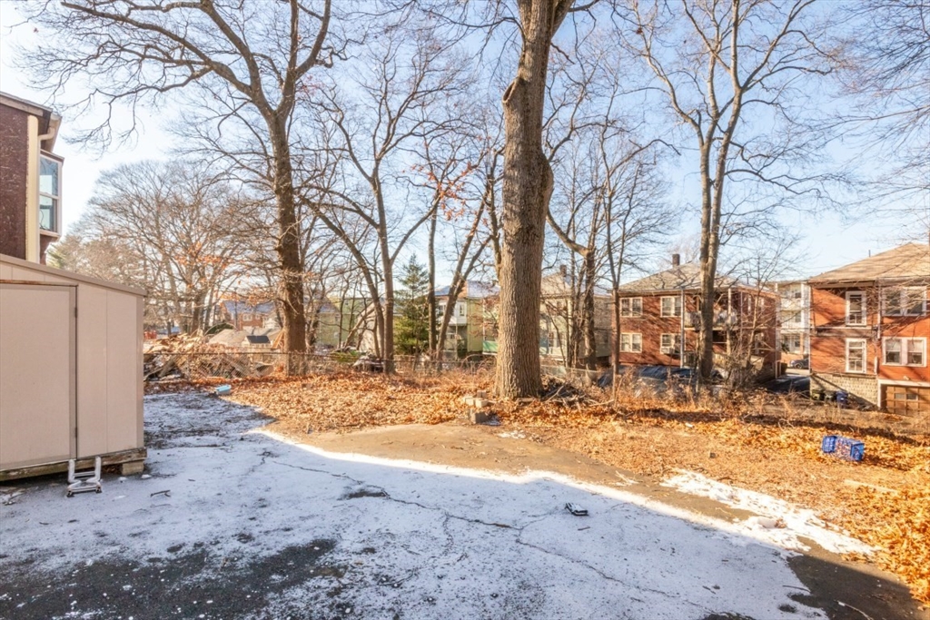 79 Lorna Rd
