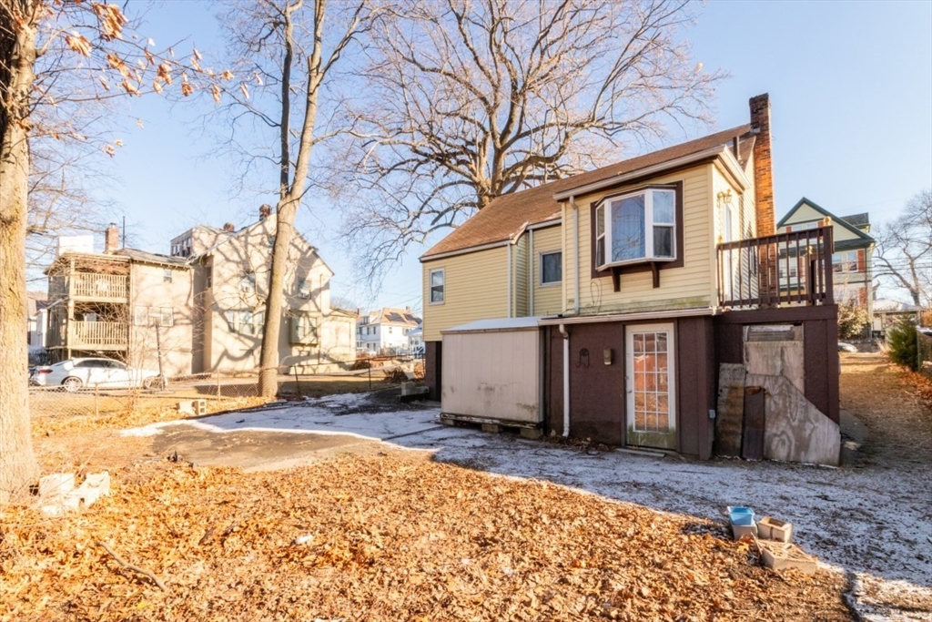 79 Lorna Rd