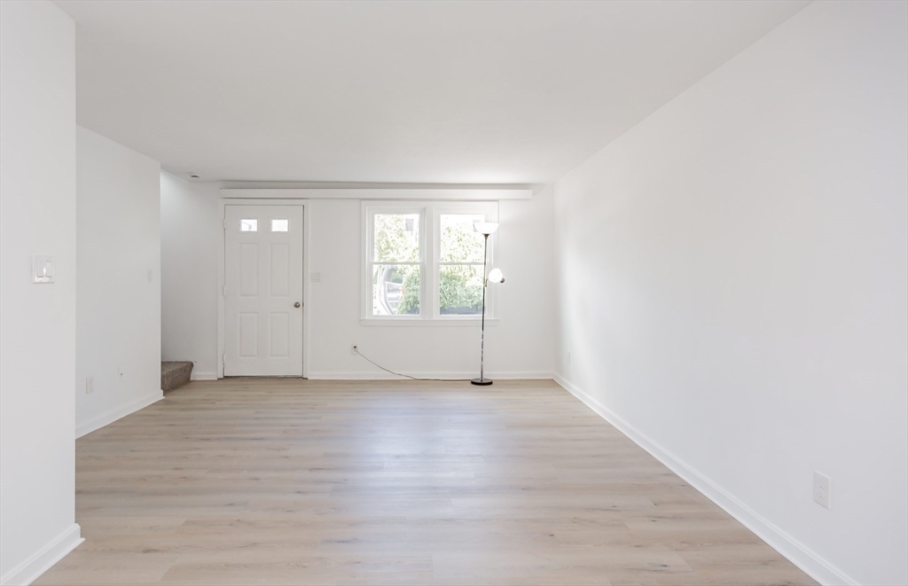 22 Frenier Ave # 9