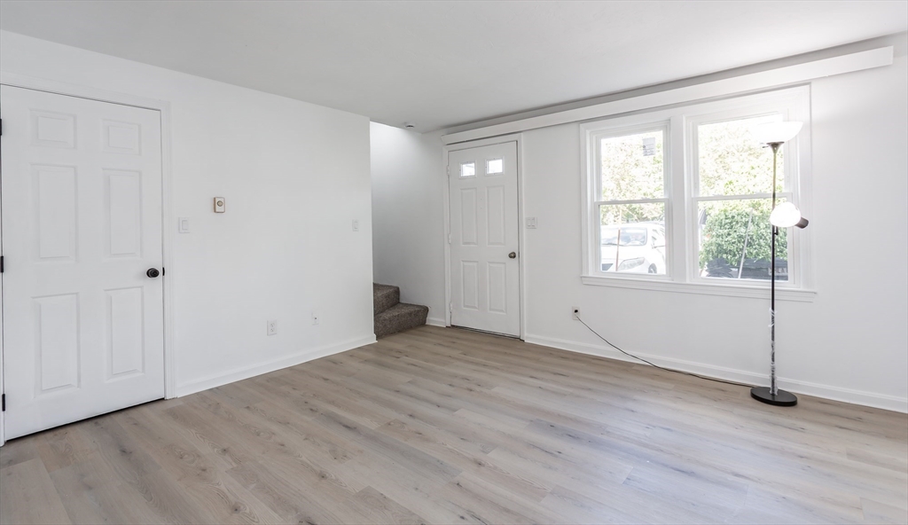 22 Frenier Ave # 9