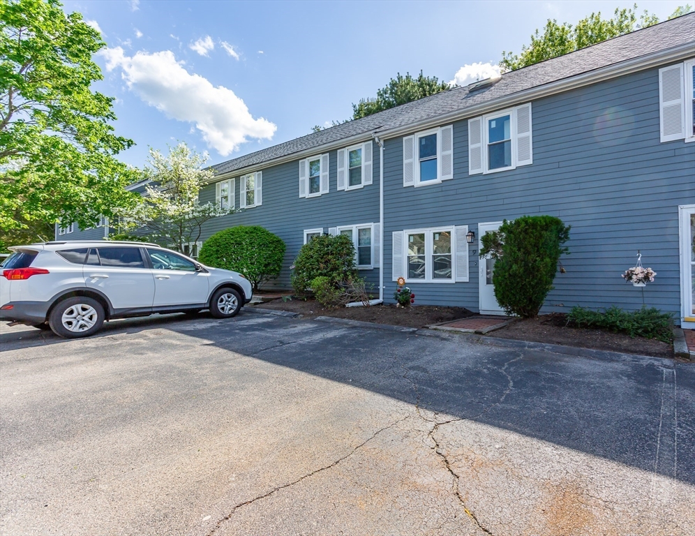 22 Frenier Ave # 9