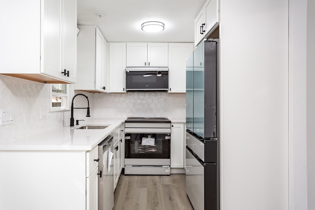 22 Frenier Ave # 9