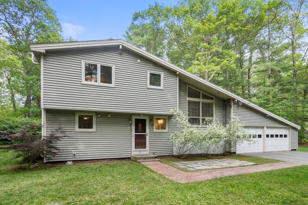 39 Moose Hill Street