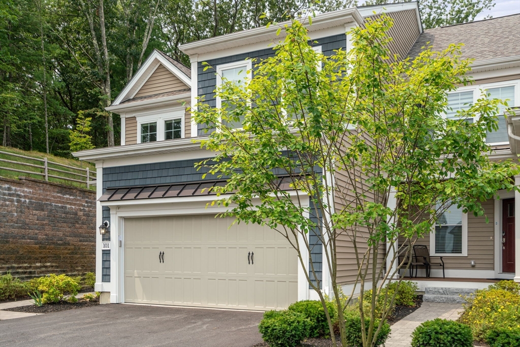 101 White Pond Way # 101