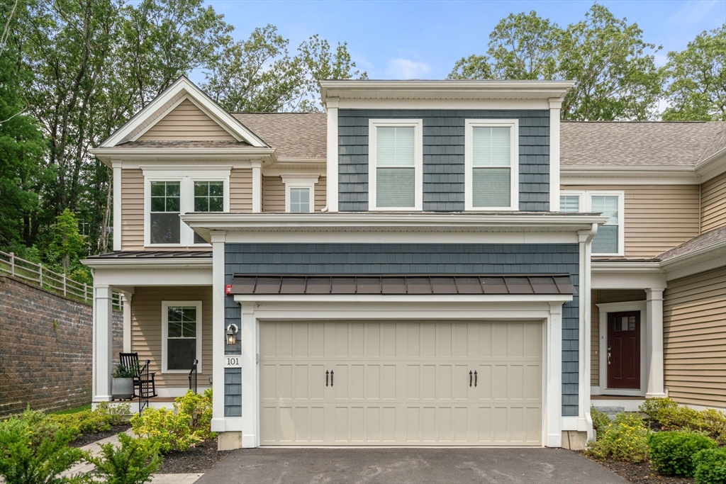 101 White Pond Way # 101