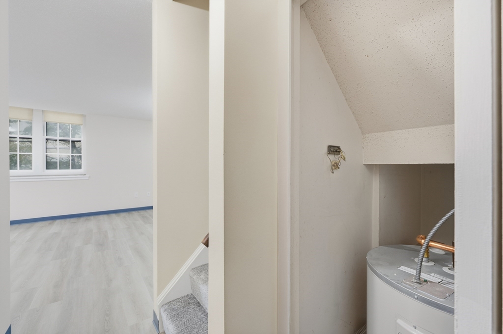 195 Thorndike St # 4