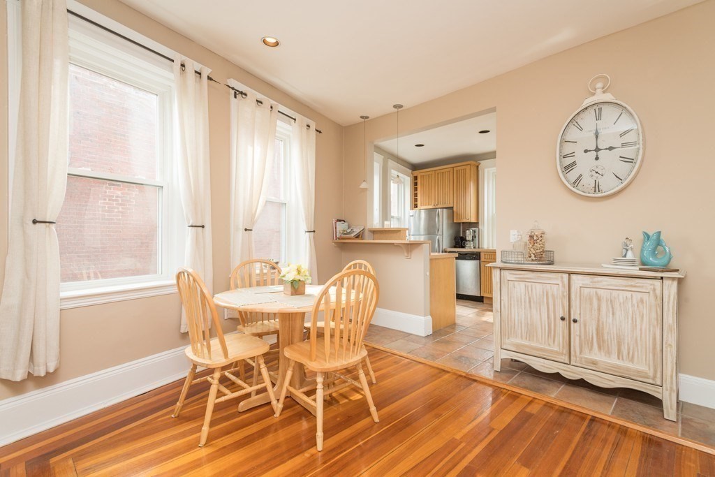 64 Chestnut St # 3