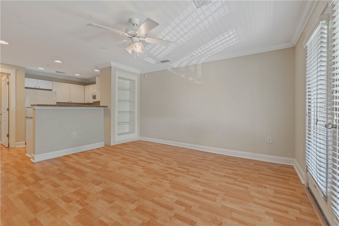 1725 Harvey Mitchell Parkway S 1530