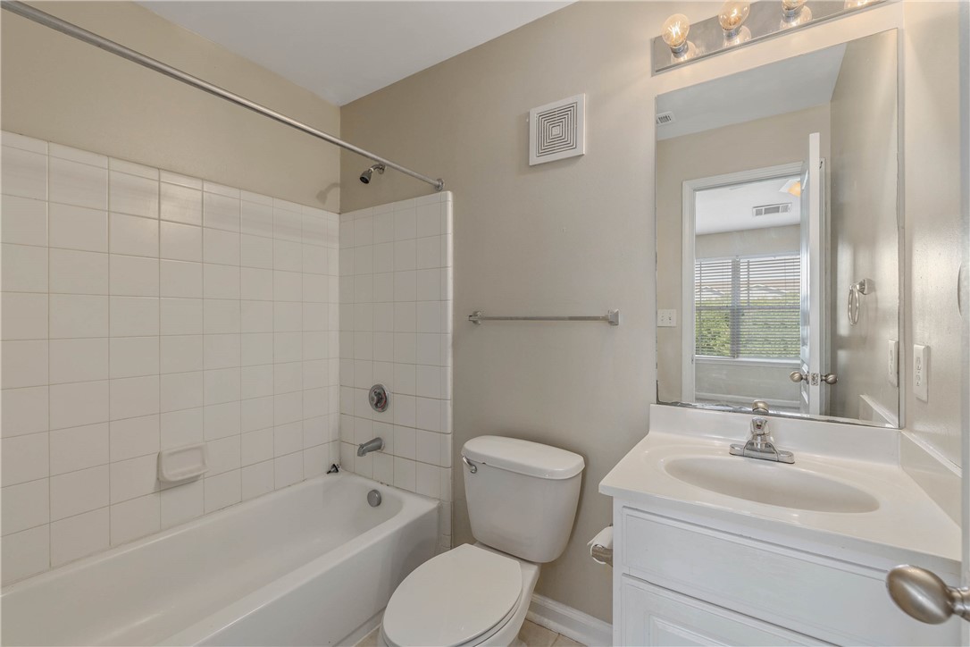 1725 Harvey Mitchell Parkway S 1530