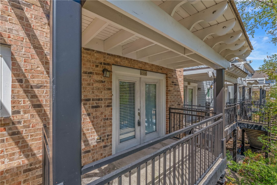 1725 Harvey Mitchell Parkway S 1530