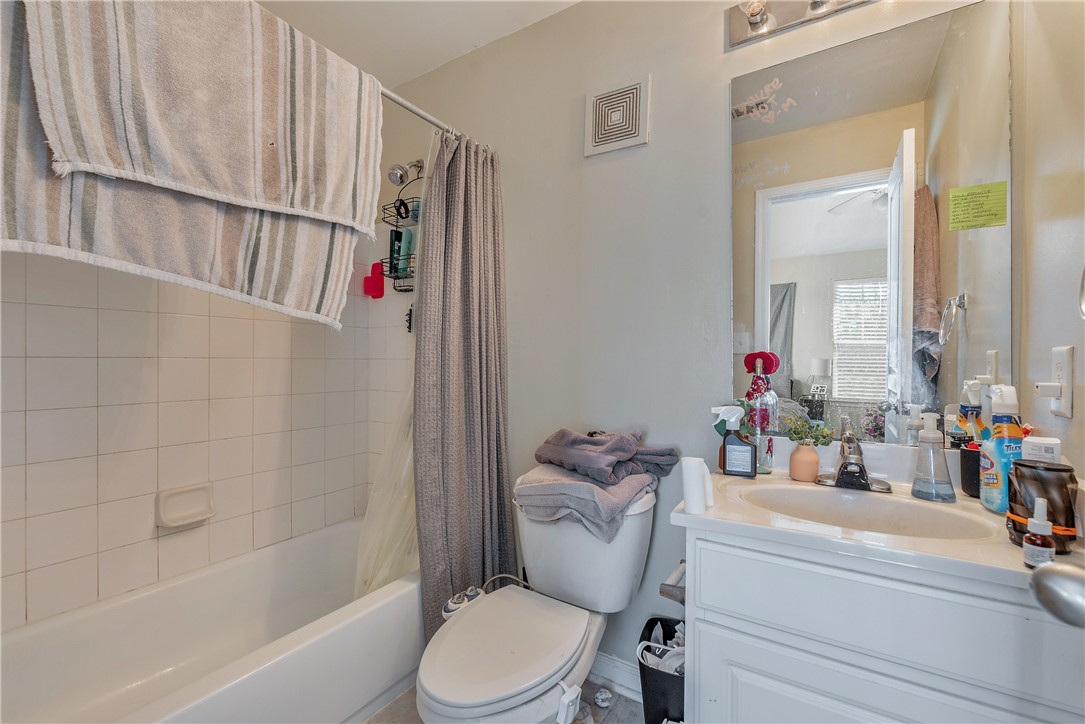 1725 Harvey Mitchell Parkway S 1334