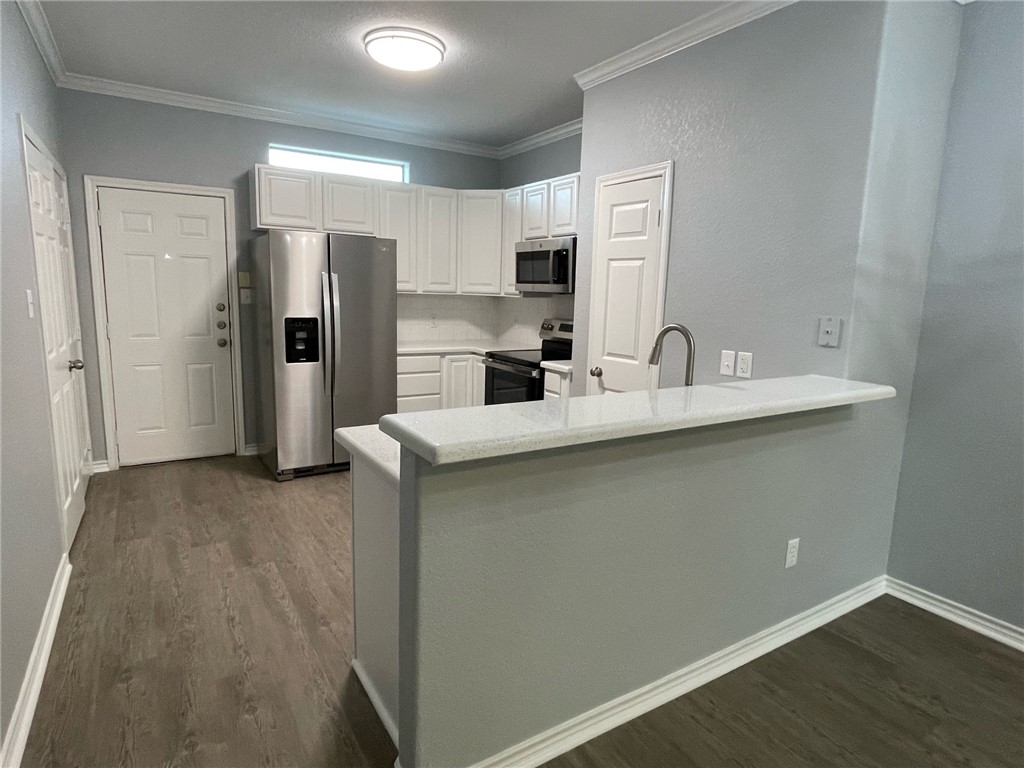 3838 Oldenburg Lane