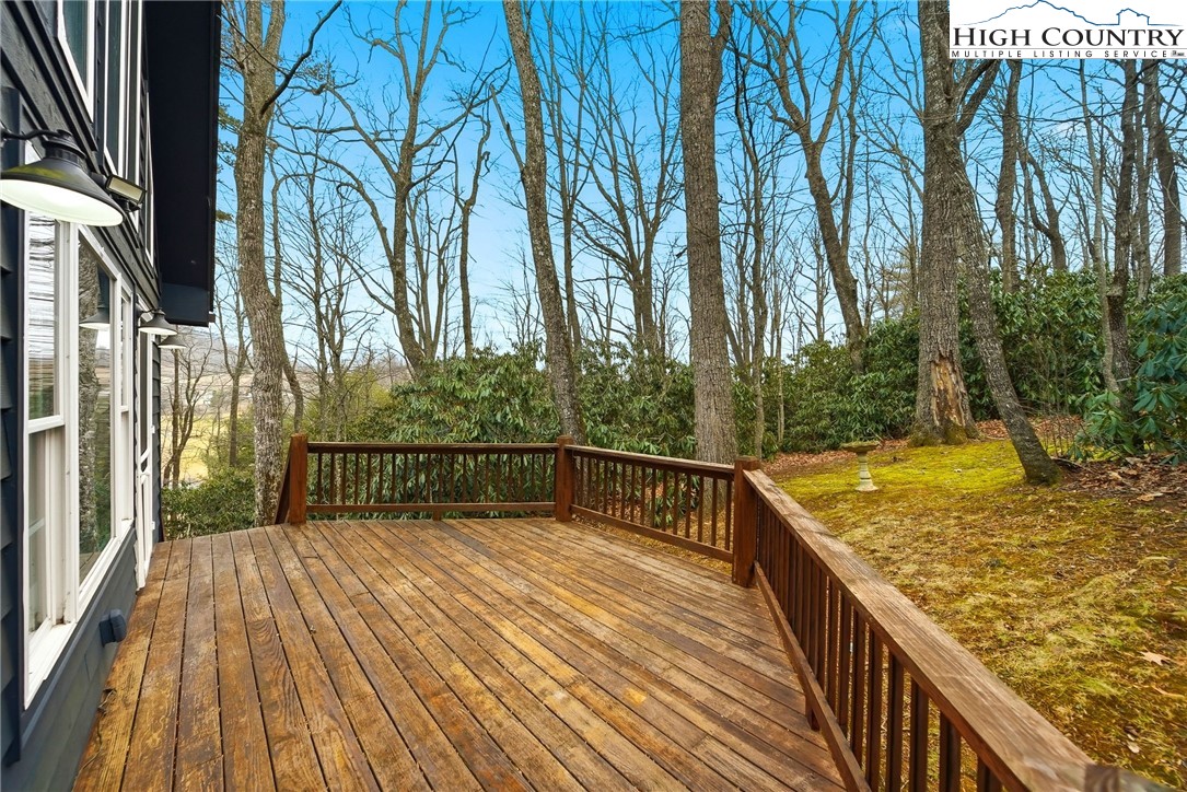 85 Sarahs Spring Road