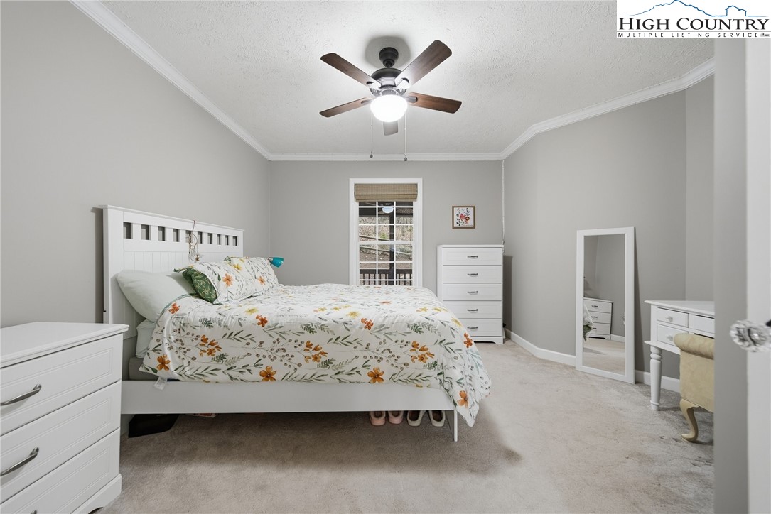 85 Sarahs Spring Road