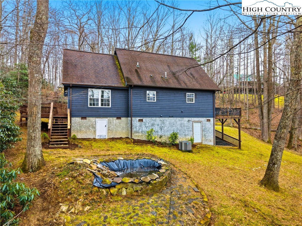 85 Sarahs Spring Road