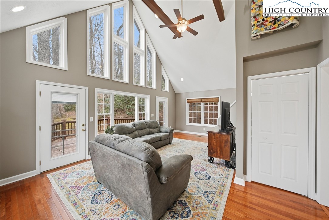 85 Sarahs Spring Road