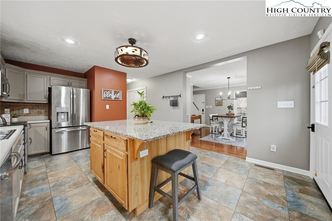 85 Sarahs Spring Road