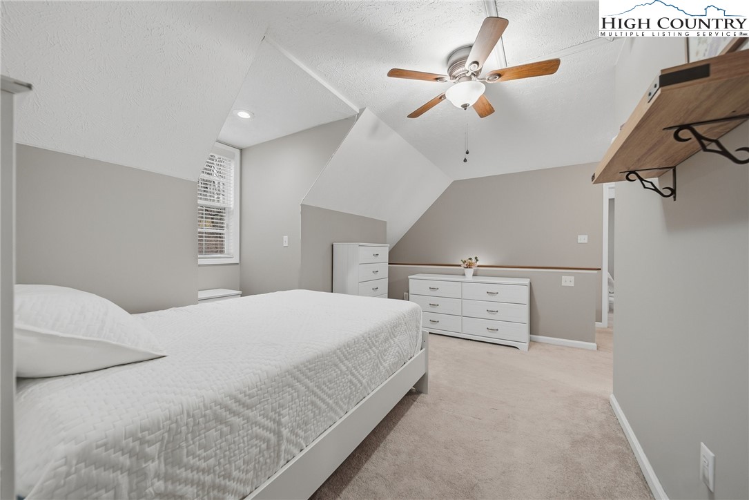 85 Sarahs Spring Road