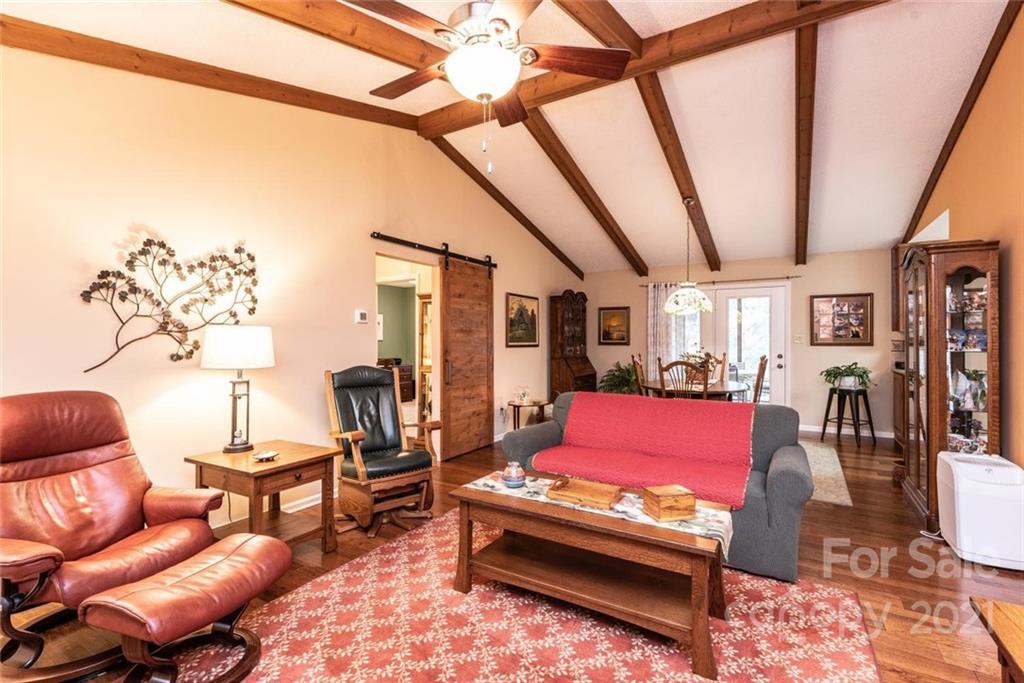 1927 20th Street Court NE