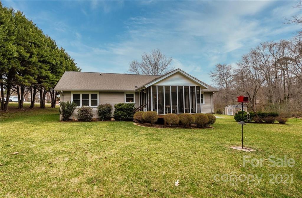 1927 20th Street Court NE