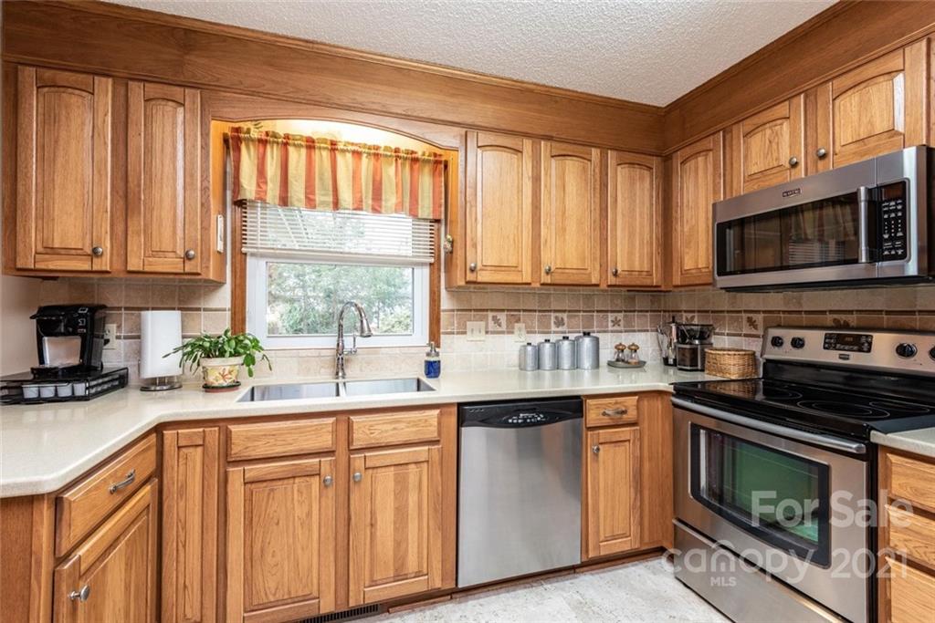 1927 20th Street Court NE