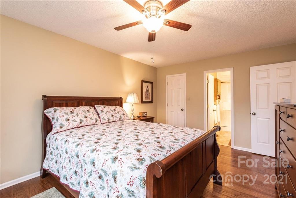 1927 20th Street Court NE