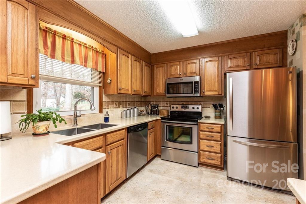 1927 20th Street Court NE