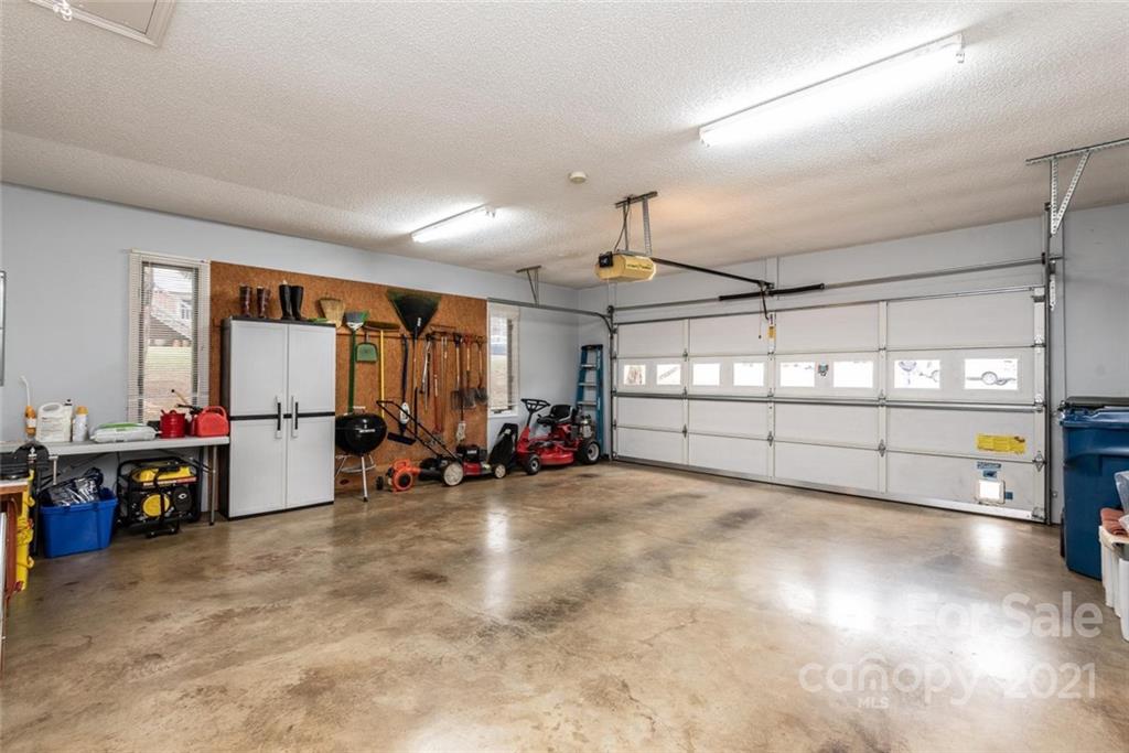 1927 20th Street Court NE