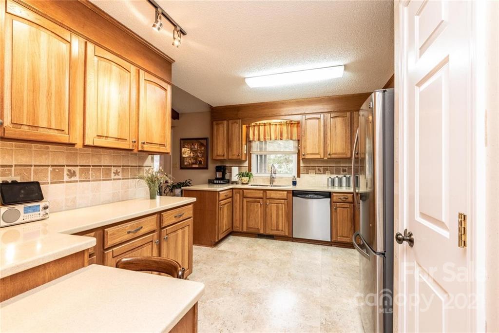 1927 20th Street Court NE