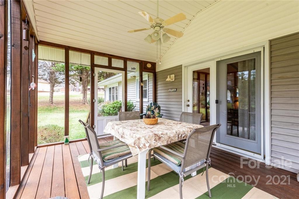 1927 20th Street Court NE