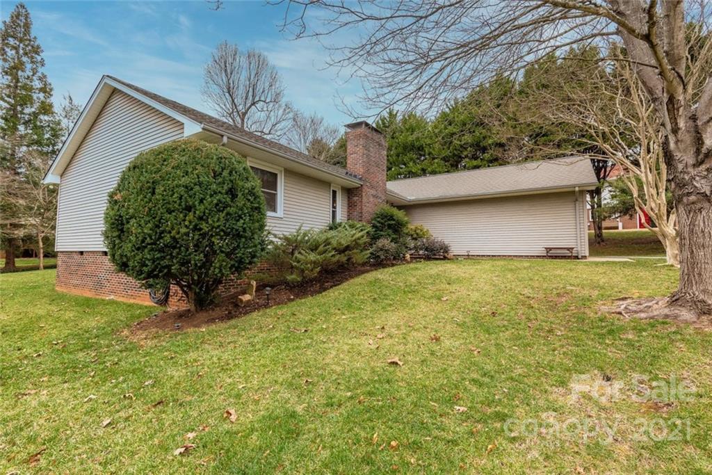 1927 20th Street Court NE